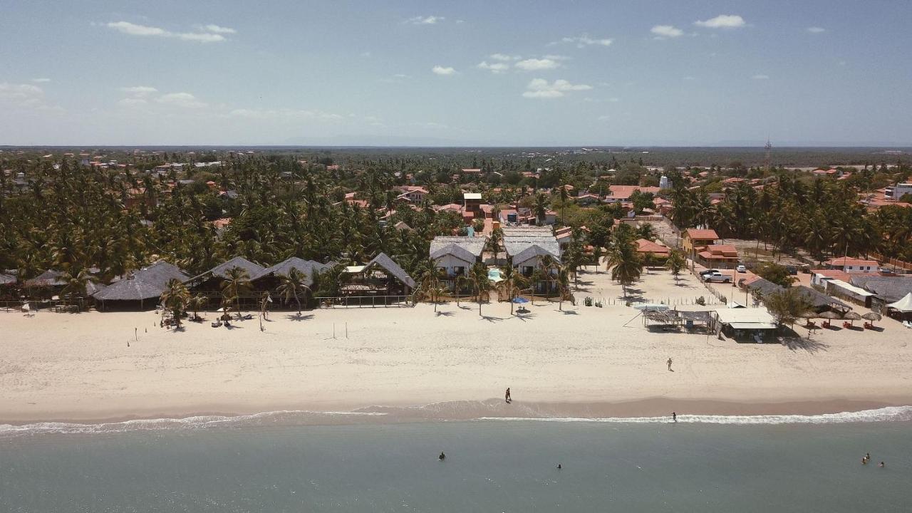 Ap. Peixe Boi Pe Na Areia Com Vista Frontal E Total Para O Mar Barra Grande  Bagian luar foto
