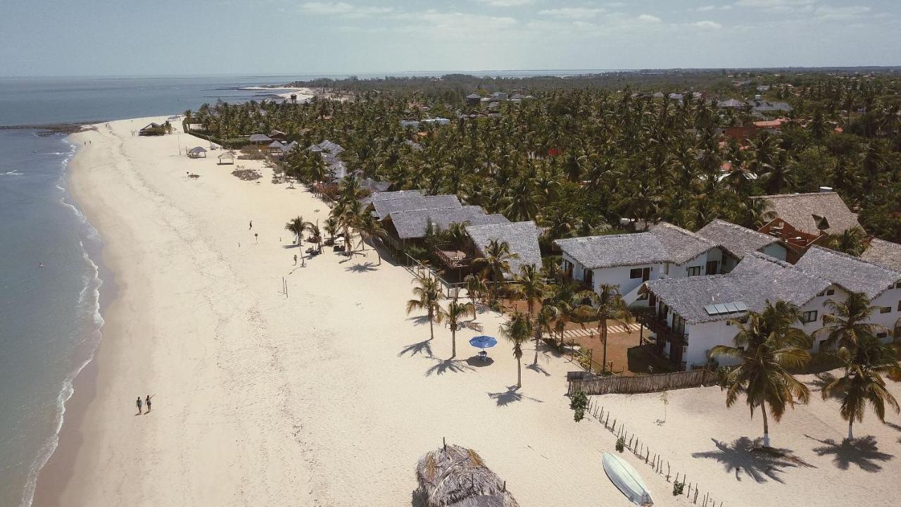 Ap. Peixe Boi Pe Na Areia Com Vista Frontal E Total Para O Mar Barra Grande  Bagian luar foto